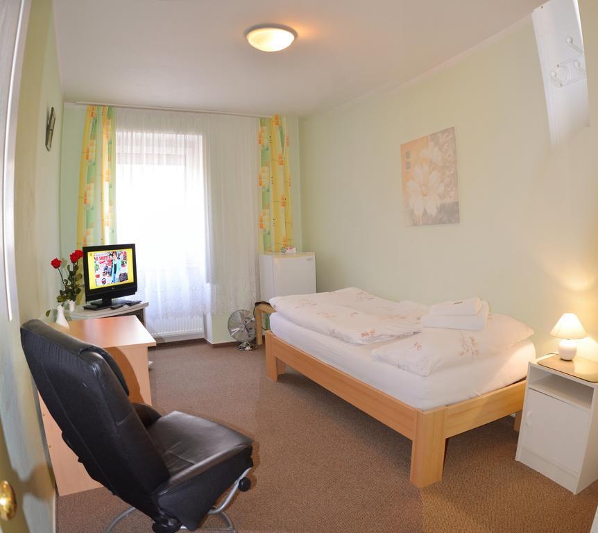 Penzion Duo Mladá Boleslav Zimmer foto